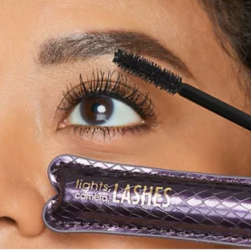 Tarte Lights, Camera, Lashes Mascara BLACK